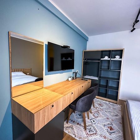 Grand Apartments Prishtina Pristina Eksteriør billede