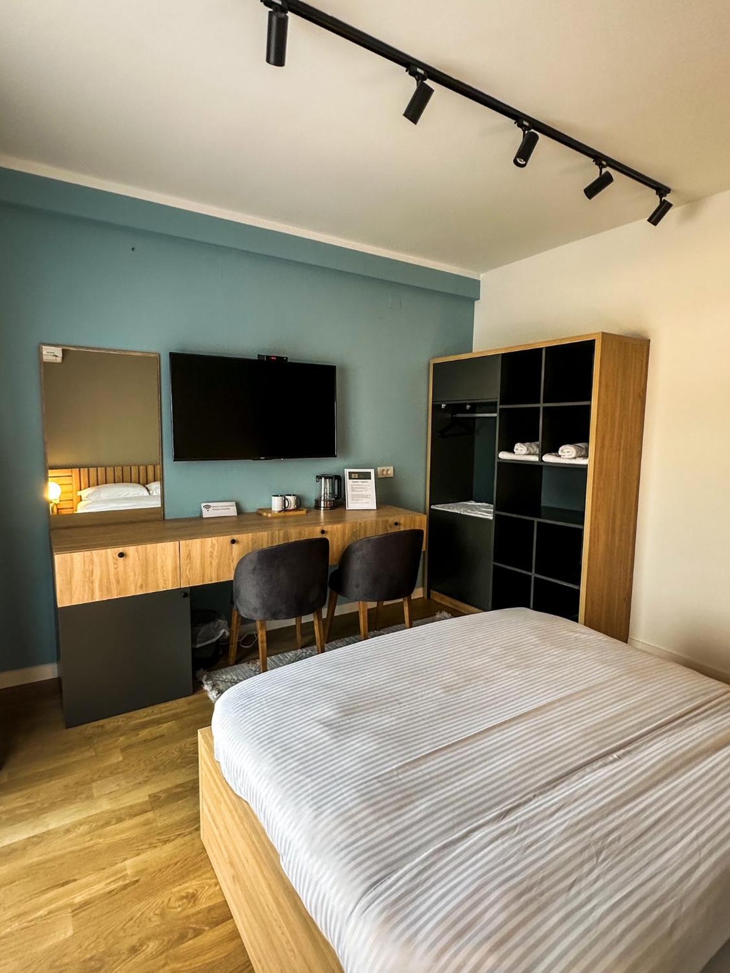 Grand Apartments Prishtina Pristina Eksteriør billede